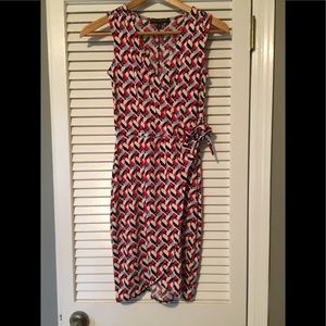 Banana Republic sleeveless dress. Red/Blk/White